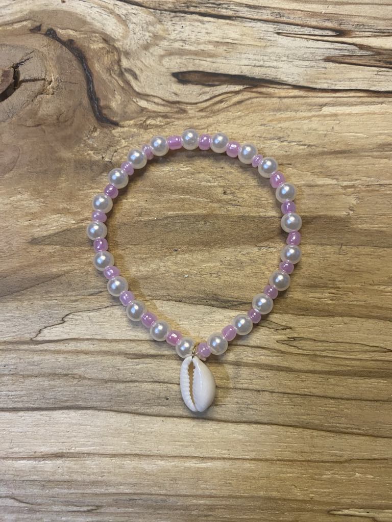 Bracelet perles et coquillage